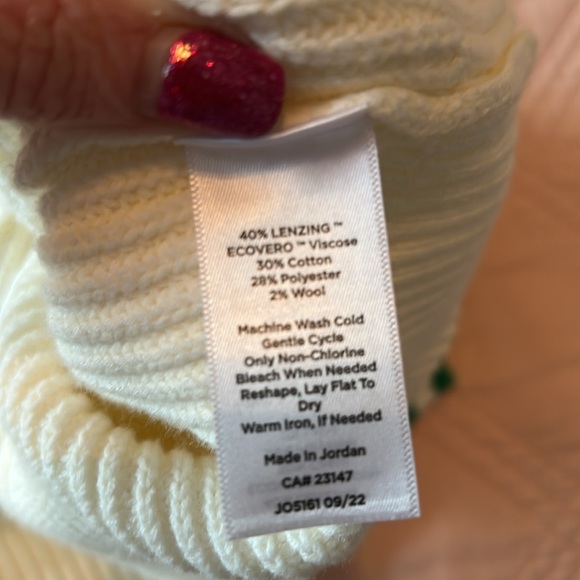 NWT Talbots Drop Shoulder Cable Knit Sweater Vest(size medium) - Picture 7 of 7